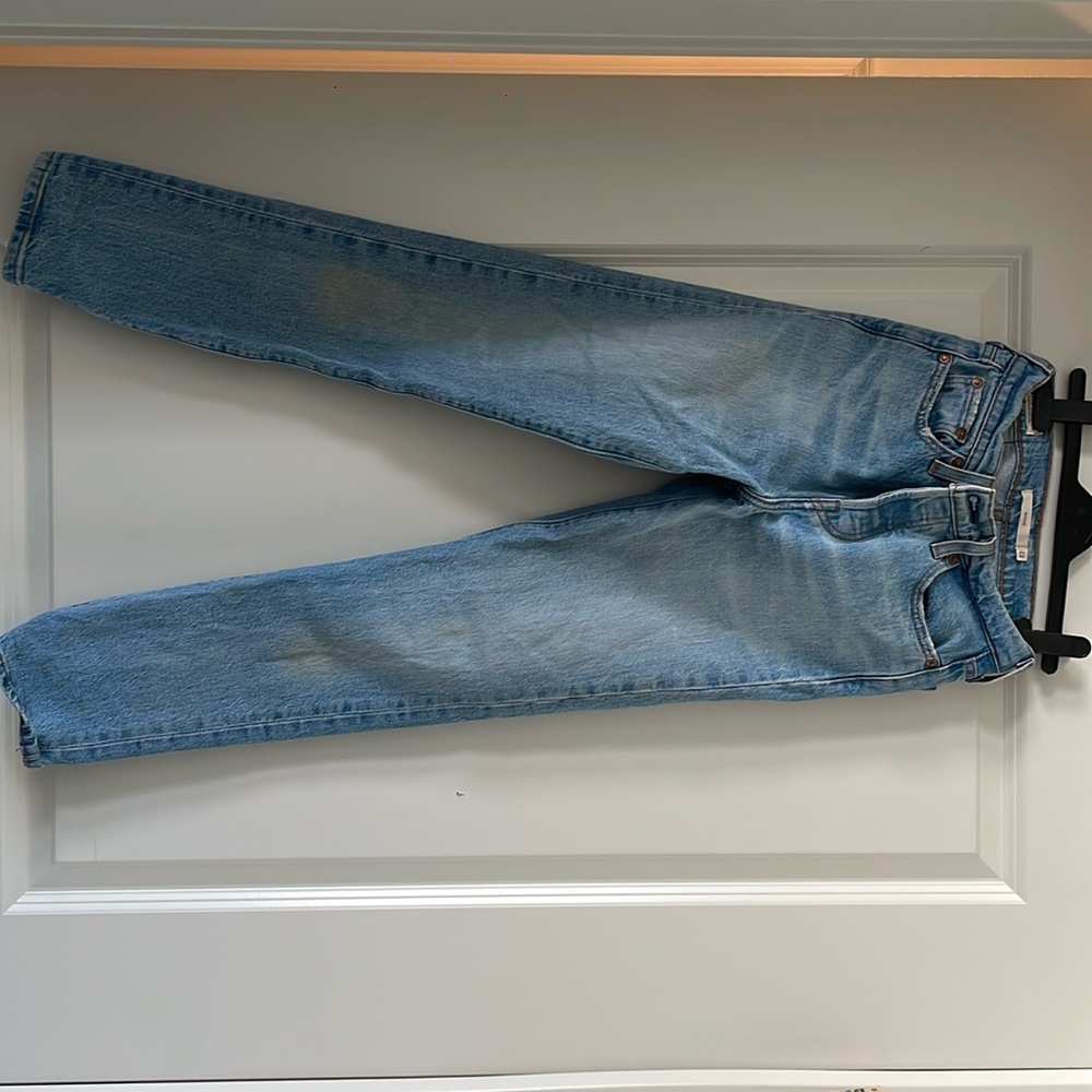 Levi wedgie jeans